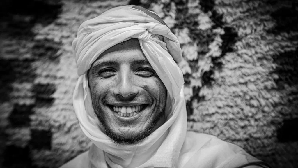 Ingiltere self sponsorship