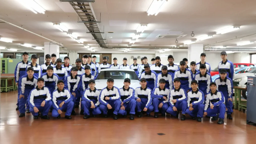 Lise Mezunları İ&ccedil;in Yurt Dışında Mesleki Eğitim Rehberi